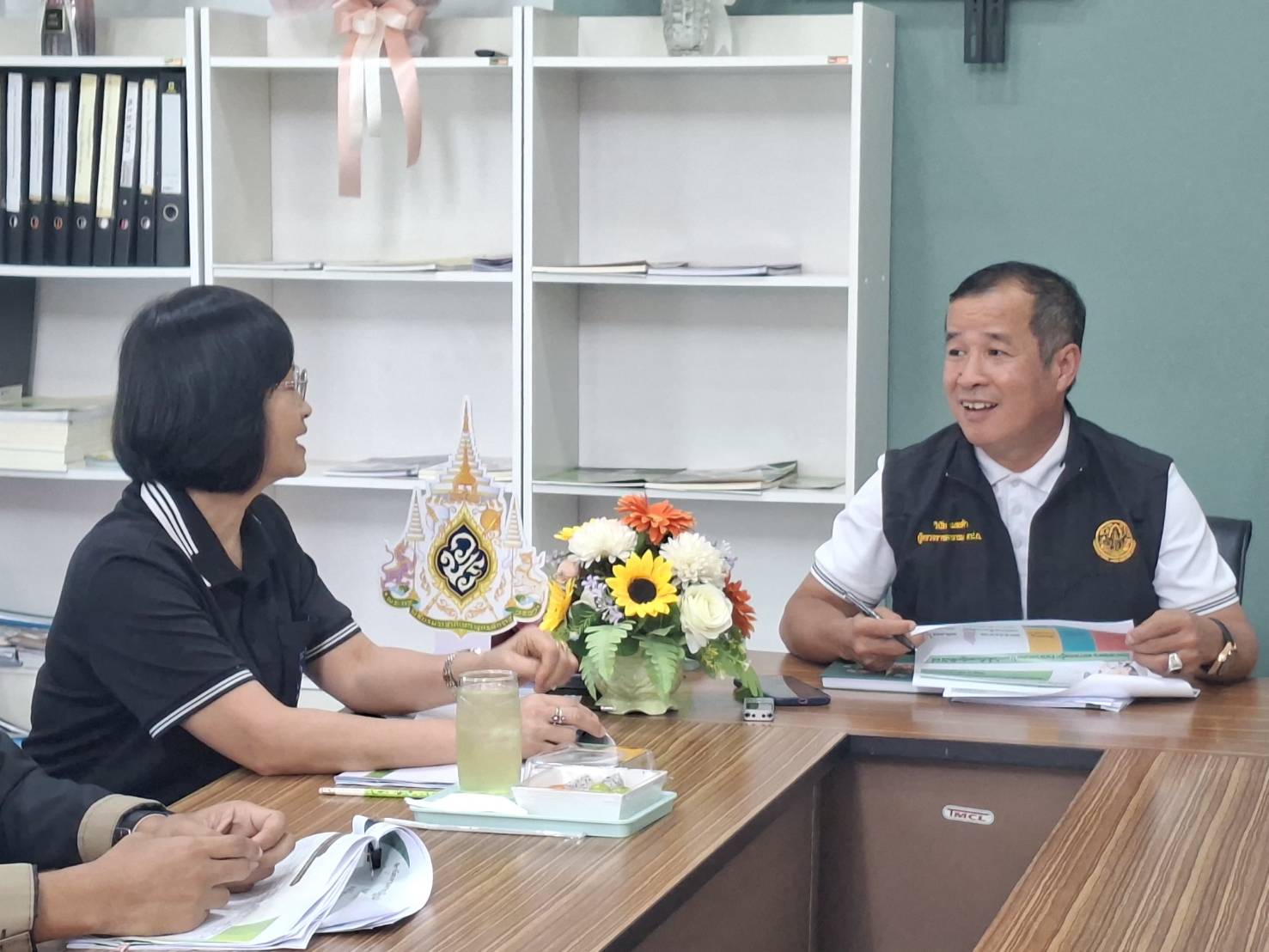 title - ผู้ตรวจราชการ ส.ป.ก. ประชุมตรวจติดตามความก้าวหน้าผลการดำเนินงานตามแผนการตรวจราชการของ สำนักงานการปฏิรูปที่ดินเพื่อเกษตรกรรม ประจำปีงบประมาณ พ.ศ. 2569 รอบที่ 2  เขตตรวจราชการที่ 9 จังหวัดตราด